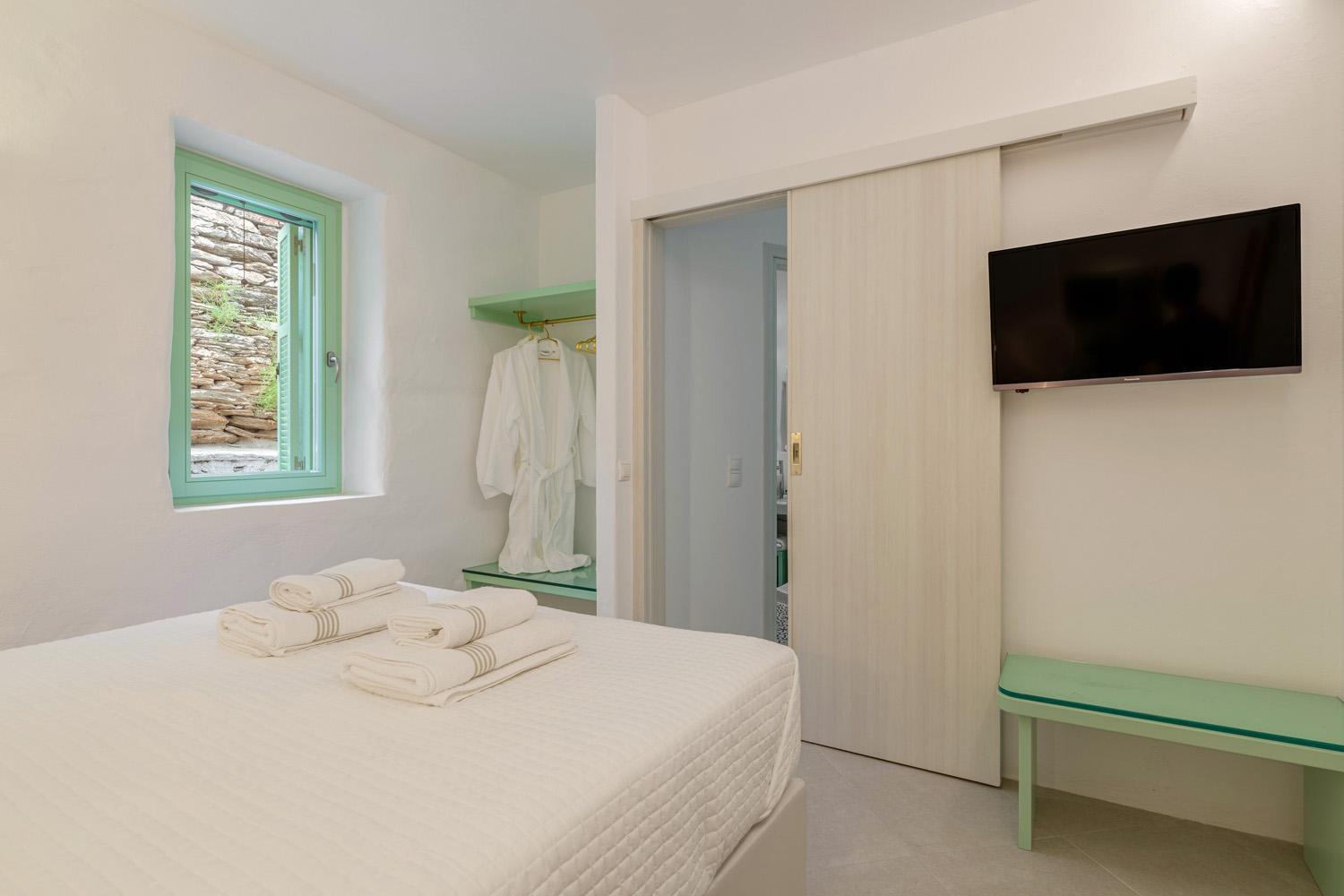 Demilia Luxury Suites Μπατσί Δωμάτιο φωτογραφία