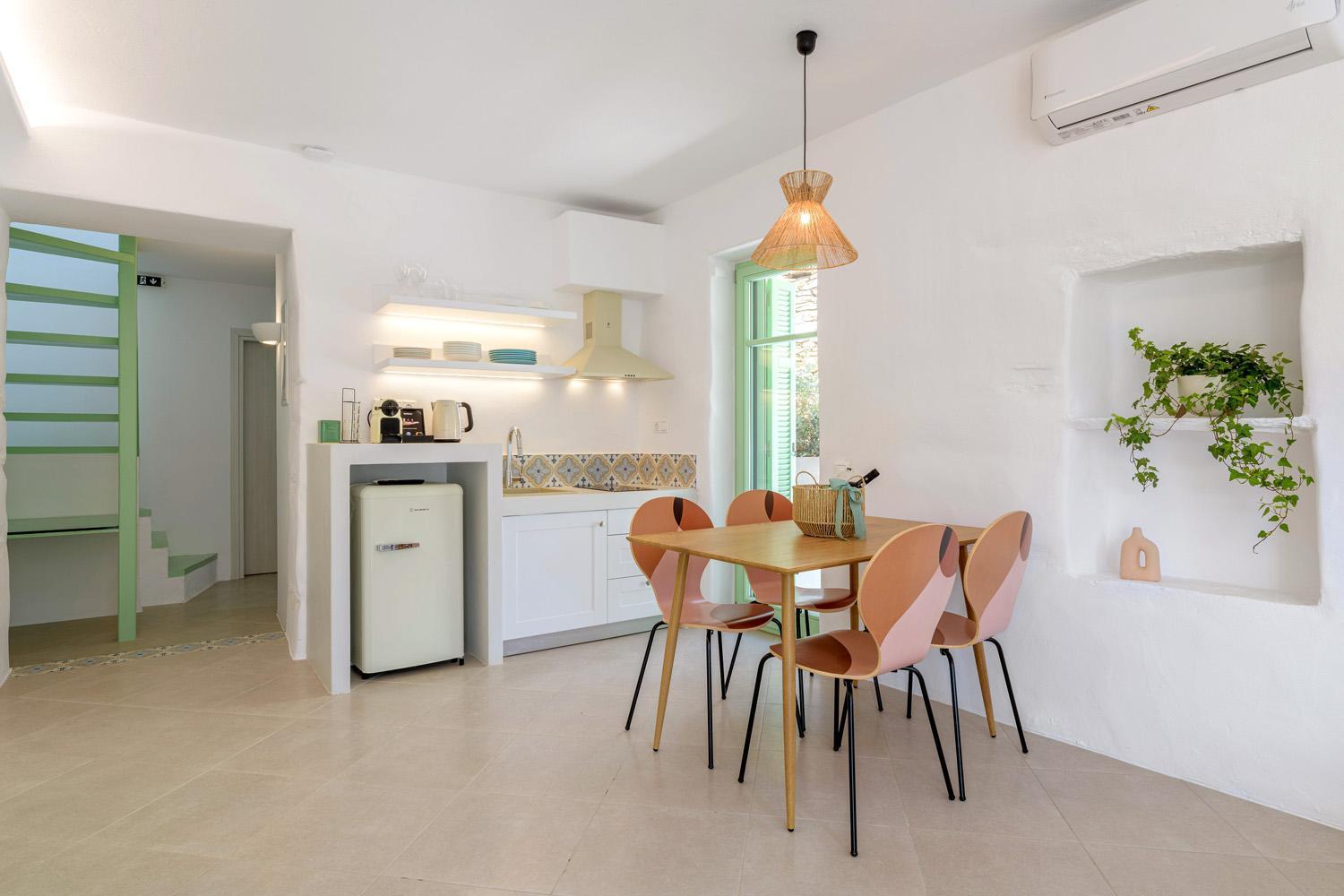 Demilia Luxury Suites Μπατσί Εξωτερικό φωτογραφία